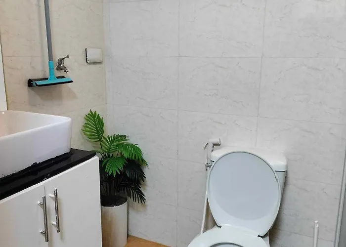 5th Floor Tower A 1-bedroom Unit With Unlimited Internet Access And Netflix