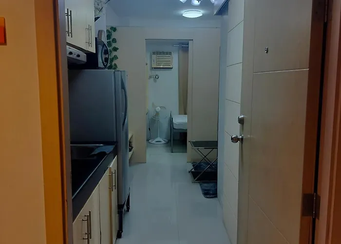 5th Floor Tower A 1-bedroom Unit With Unlimited Internet Access And Netflix * Manila