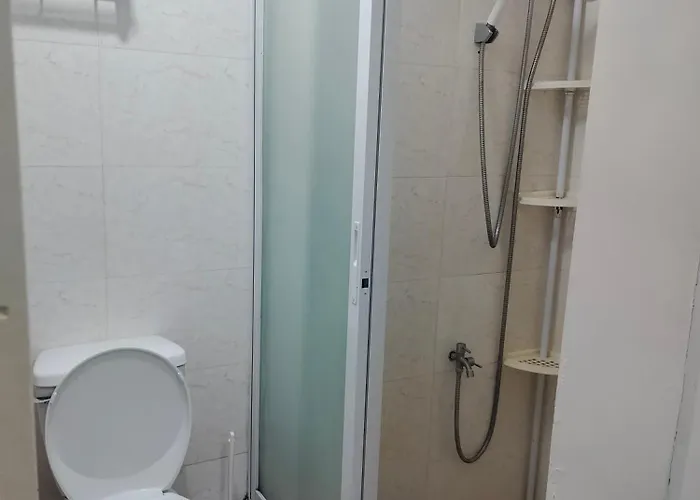 5th Floor Tower A 1-bedroom Unit With Unlimited Internet Access And Netflix Apartment